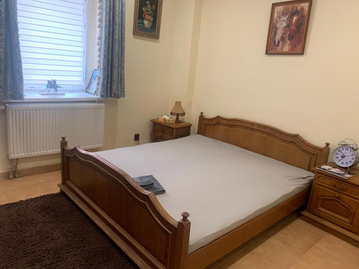 Bzany Ubytovani V Apartmanu, 2 Loznice, Na Farme מראה חיצוני תמונה